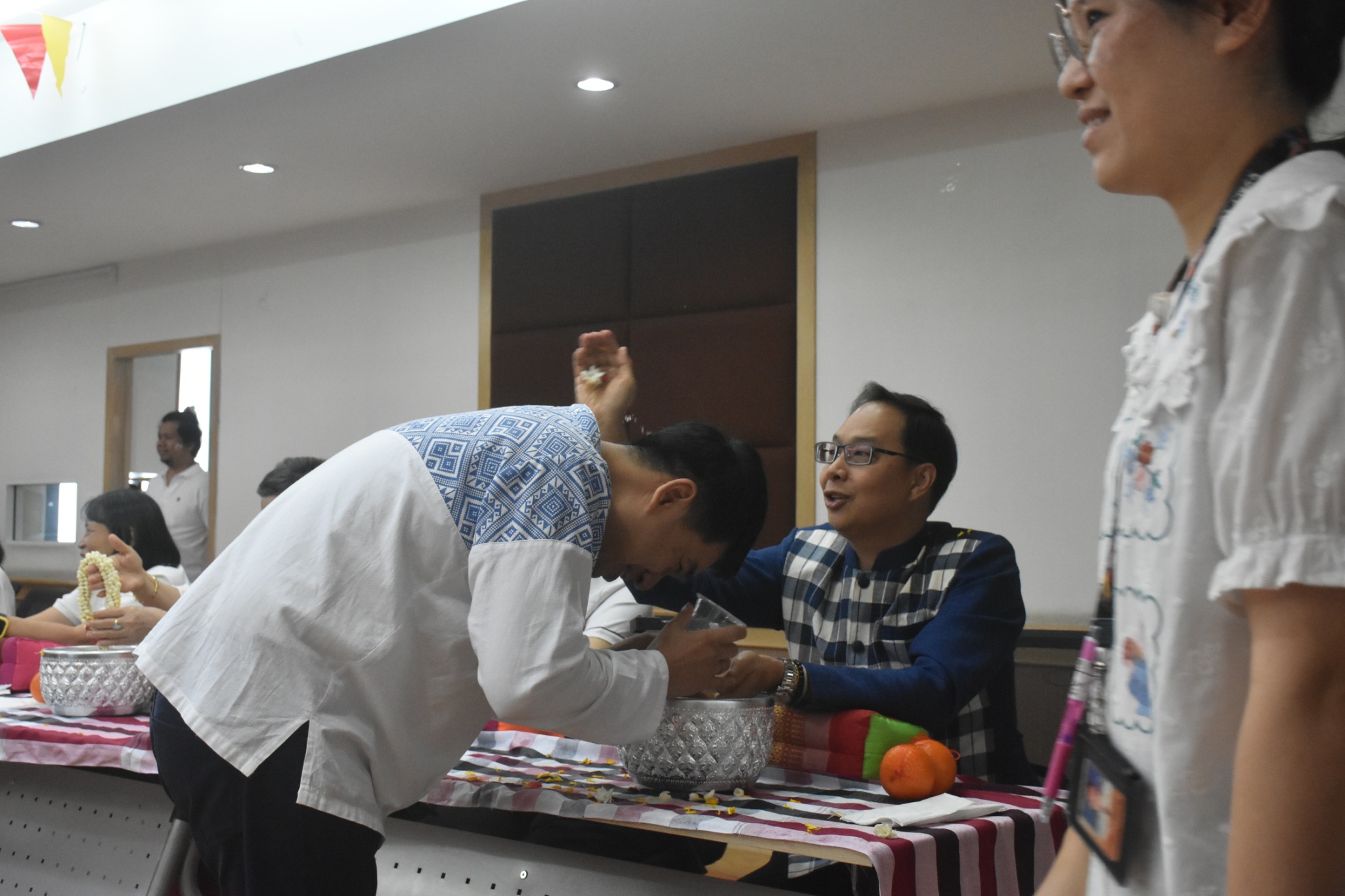 LINE_ALBUM_สงกรานต์ กอง ต. 2569_260416_7.jpg