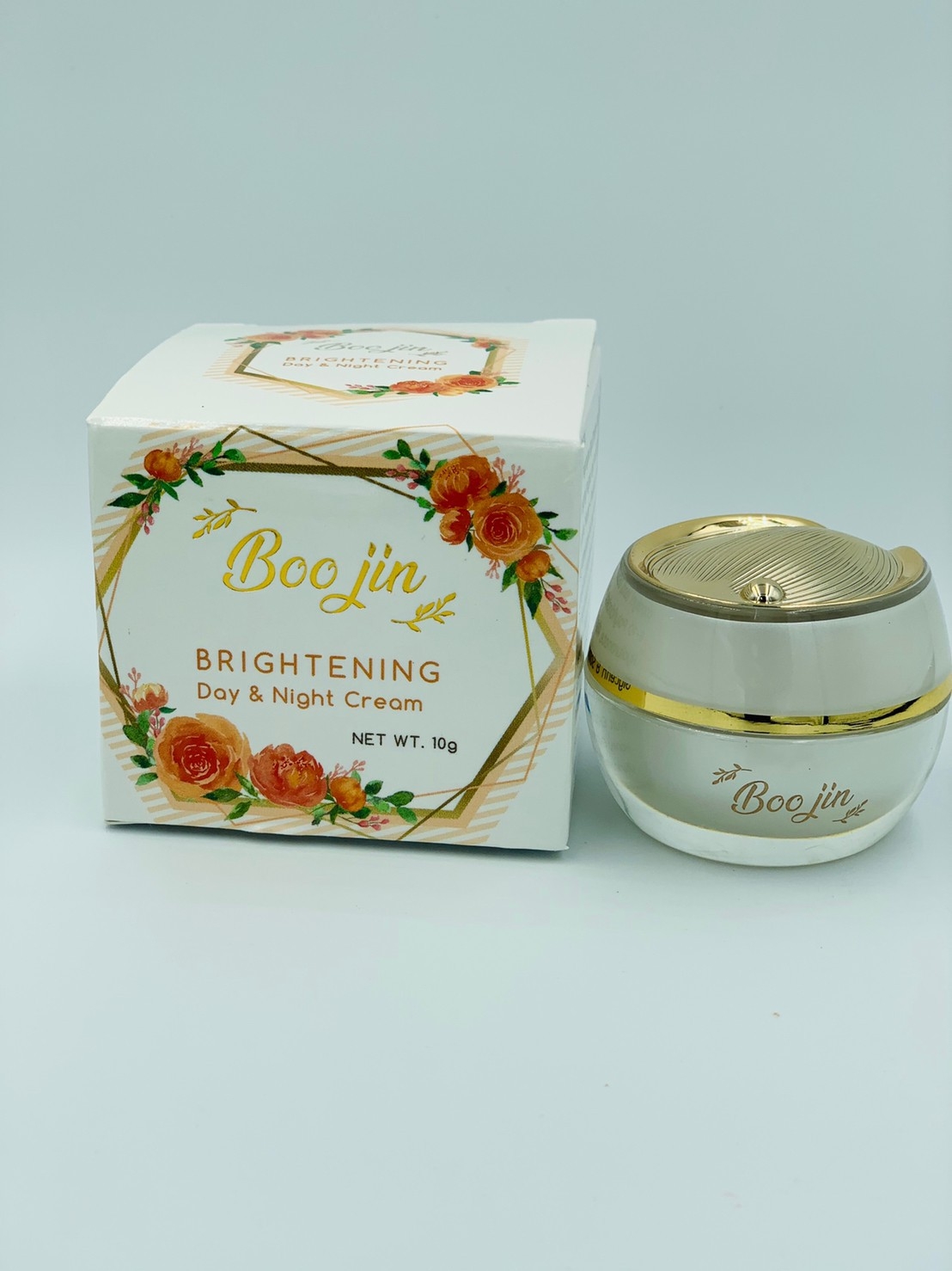 Boo jin Brightening Day and Night Cream 3.jpg